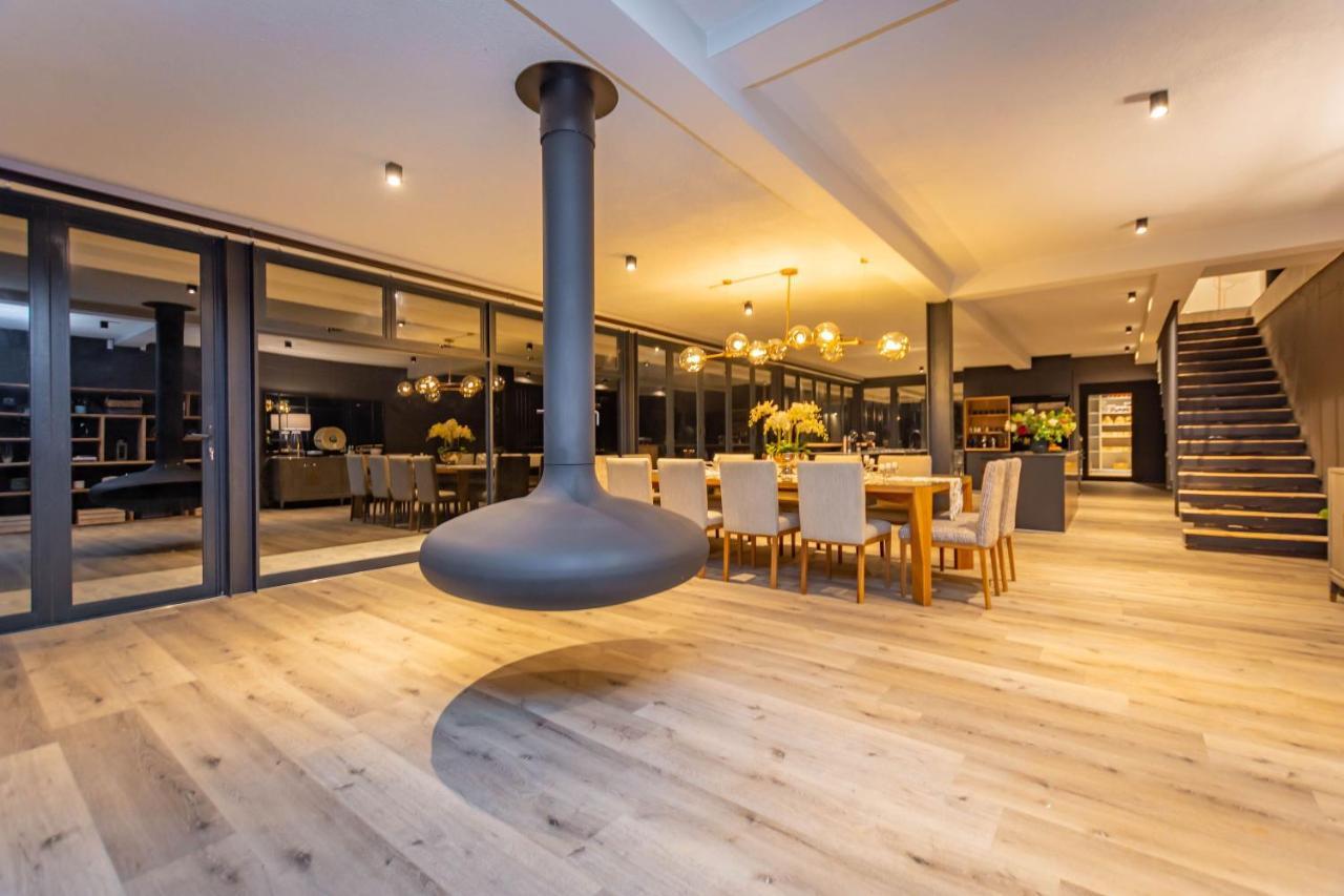 Misty Meadows Villa Дълстроом Екстериор снимка