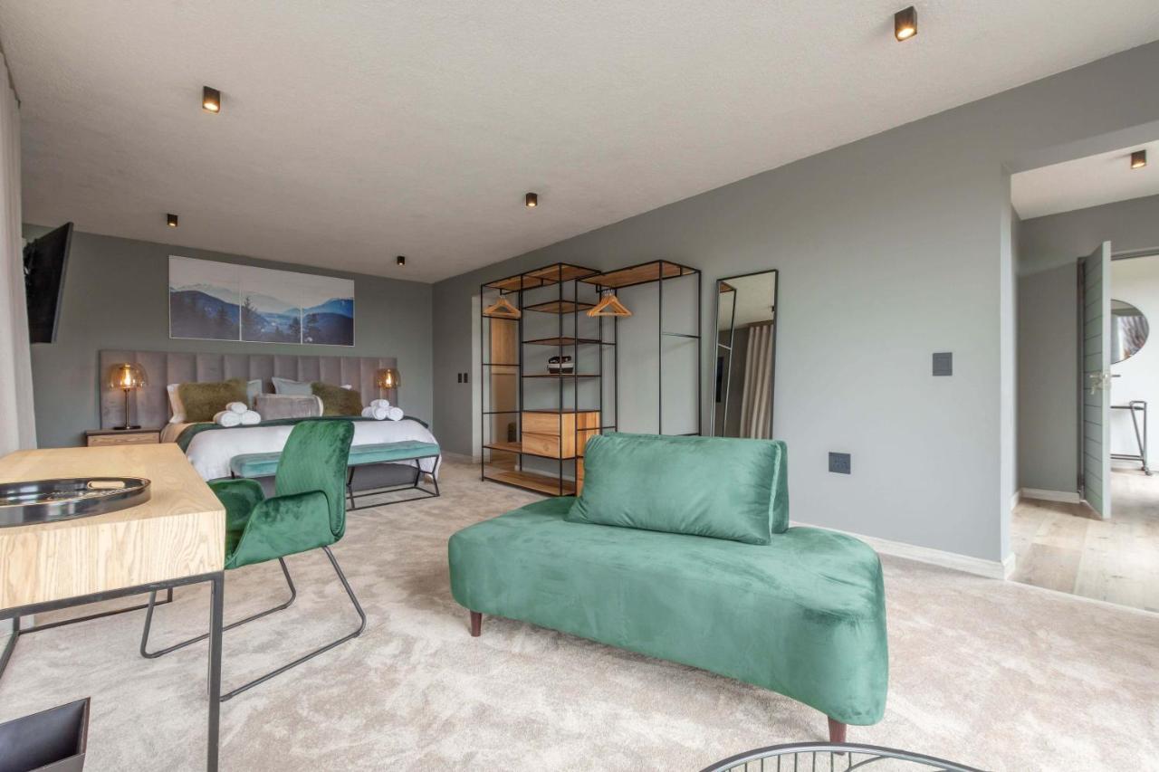 Misty Meadows Villa Дълстроом Екстериор снимка